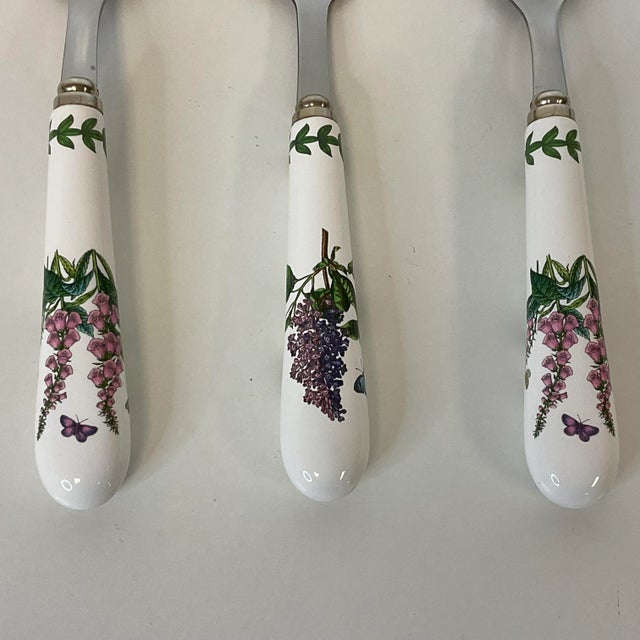 English Vintage Portmeirion Botanical Garden Meat Fork & Pair of Serving Spoons Set - 3 Pieces. For Sale - Image 3 of 9