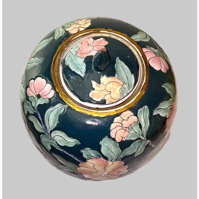 Mid Century Floral Porcelain Temple Jar For Sale In New York - Image 6 of 8