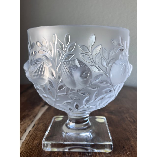 2000 - 2009 Lalique Elisabeth Vase in Clear and Frosted Crystal by Marc Lalique For Sale - Image 5 of 8