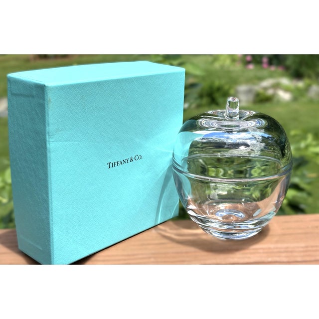 Modern Tiffany and Co Crystal Apple Trinket Jar Covered Dish With Original Box For Sale - Image 3 of 11