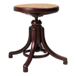 Austrian Piano Stool in Beech and Bentwood by Michael Thonet for Thonet, 1890s For Sale
