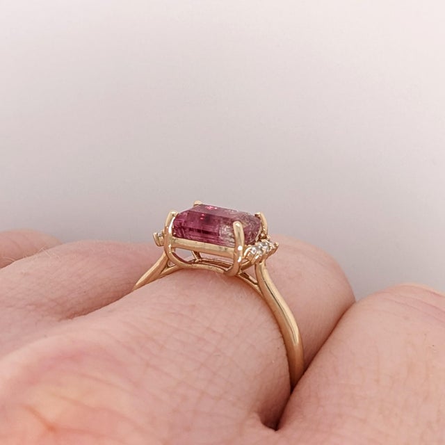 1.7cts Bi-Colorful Tourmaline Ring With Natural Diamond Accents: Solid 14k Gold For Sale - Image 4 of 12