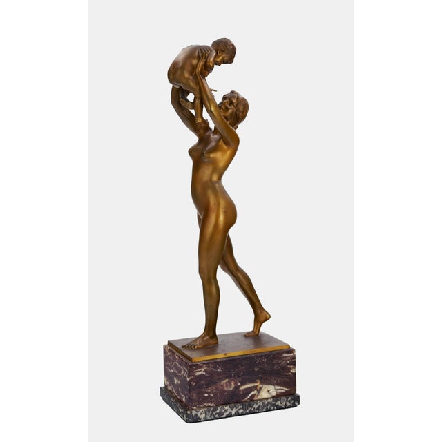 Johannes boese (1856 ostrog - 1917 berlin), mother happiness, around 1910. Gold-brown patinated bronze on a cast...