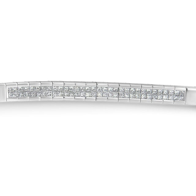 This understated diamond bracelet makes an elegant statement when paired with any outfit. Crafted in high-quality 14k...