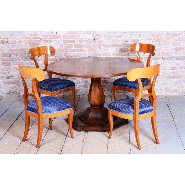 Czech Biedermeier Dining Table in Walnut, 1830s For Sale - Image 17 of 18