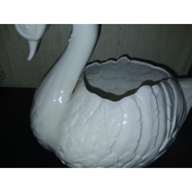 Gorgeous White Swan 1960s ceramic planter. Bought in Germany, no markings. Very pretty figural planter, great used as a...