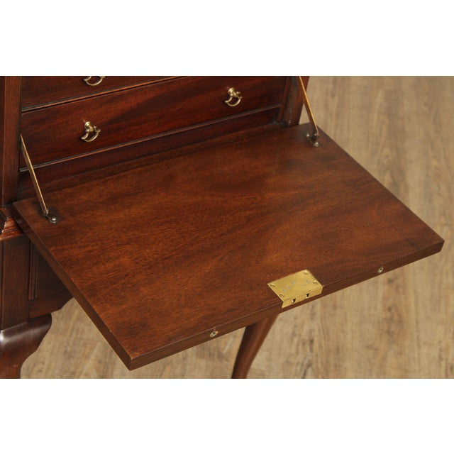 1970s Henkel Harris Queen Anne Style Mahogany Silver Chest For Sale - Image 5 of 14
