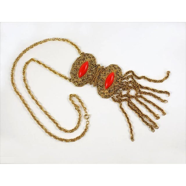 1950s Goldtone Filigree and Faux Coral Pendant Necklace For Sale In New York - Image 6 of 9