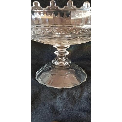 Edwardian Irish Cut Glass Fruit Bowl with Castle Rim For Sale - Image 10 of 14