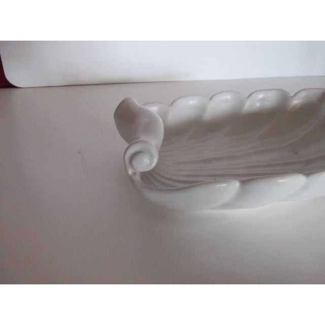 Vintage white Abington Art Deco style pottery decorative bowl, Catchall dish. Stamped Abington, USA Size: 7" W x 10" L x...