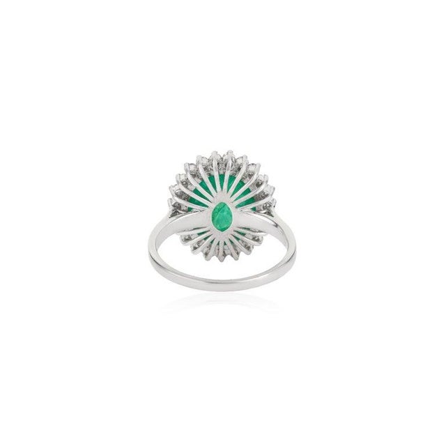 Vintage Inspired Oval Cabochon Emerald Ring With Diamond Halo in Silver - Size 7.5 For Sale - Image 6 of 12