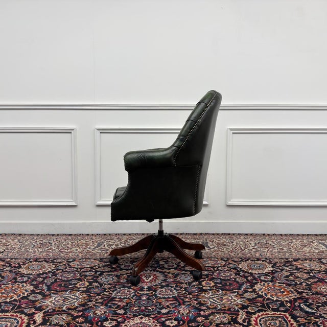 English Classic Green Chesterfield Director's Chair For Sale - Image 3 of 8