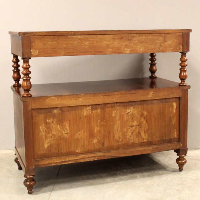 19th-Century Louis Philippe Italian Sideboard in Walnut For Sale - Image 6 of 16