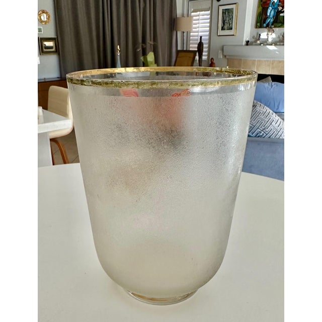 White Mid-Century Culver "Wild Horses" or "Ming" Pattern Ice Bucket Cooler For Sale - Image 8 of 17