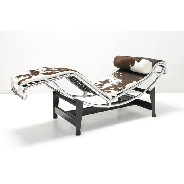 Cassina LC4 Chaise Longue by Charlotte Perriand & Le Corbusier for Cassina, 1970s For Sale - Image 4 of 10