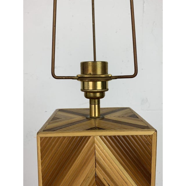 Wood Mid-Century Pencil Reed, Rattan, Bamboo and Brass Coastal Table Lamp, 1970s For Sale - Image 7 of 17