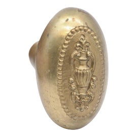 Example of English Door Knobs