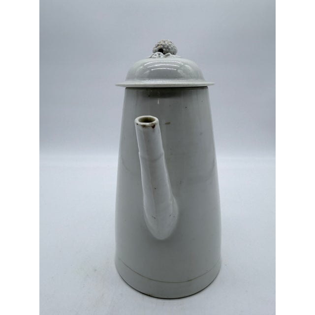 Antique Chinese Export White Porcelain Teapot With Lid, Circa 1800 For Sale - Image 9 of 17