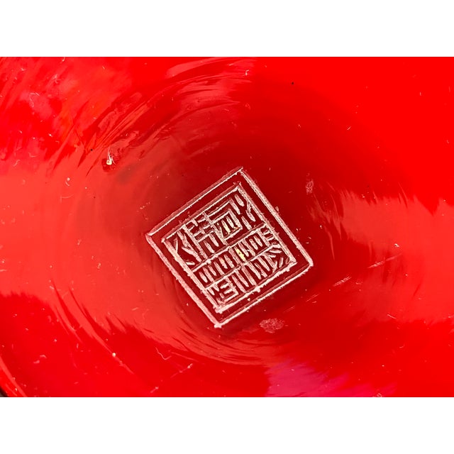 Chinese Art Peking Glass Overlay Brush Pot With Phoenix Bird and Floral Design For Sale - Image 9 of 12