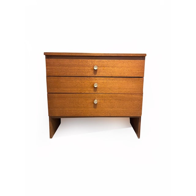 Vintage Meredew Chest of Drawers in Light Oak, 1960s For Sale - Image 12 of 12