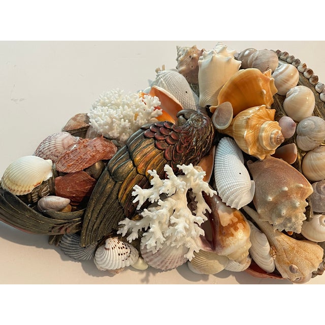 1970s Fabulous Sea Shell Encrusted Wall Bracket With Parrot For Sale - Image 4 of 9