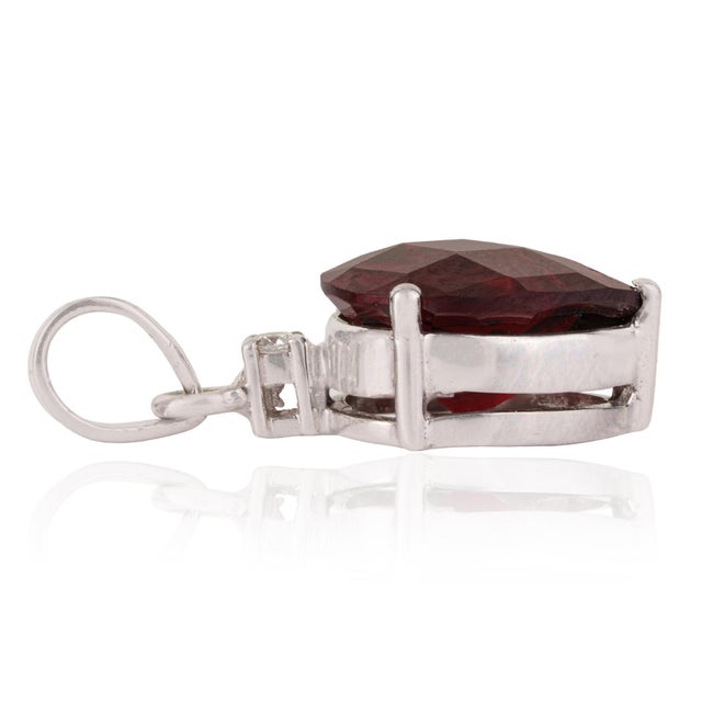 Metal Carat&Her Crimson Ember 4.93 Ct Trillion Cut Garnet Pendant in 925 Sterling Silver For Sale - Image 7 of 12