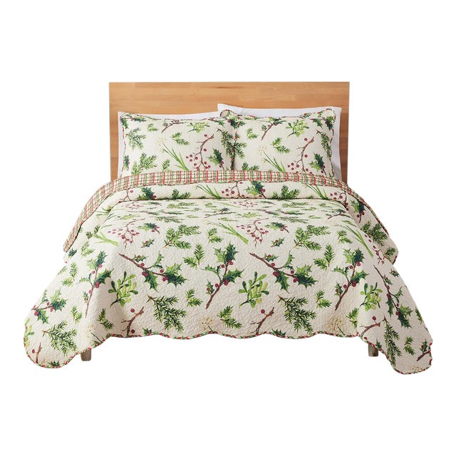 Balsam & Berries Queen Quilt Set For Sale