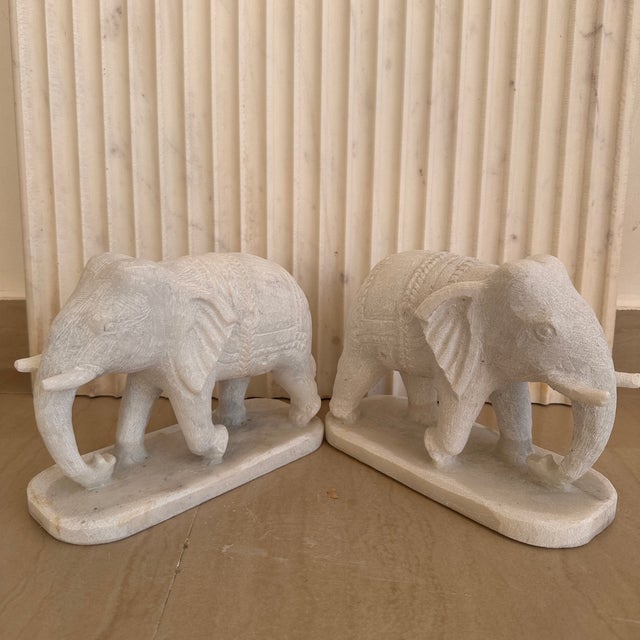 2010s Hand-Carved Marble Elephant Pair, Sculptural Entryway Accents, India, 2010s For Sale - Image 5 of 11