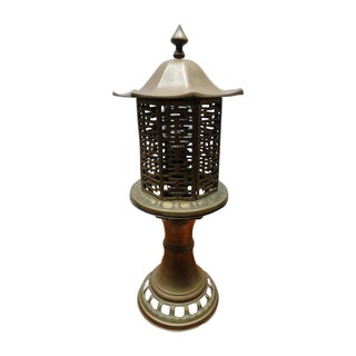 Mid-Century Chinese Style Solid Brass Table Lamp For Sale