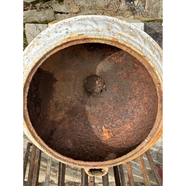 Late Victorian Washington Iron Works Cast Iron Urn For Sale In Philadelphia - Image 6 of 12