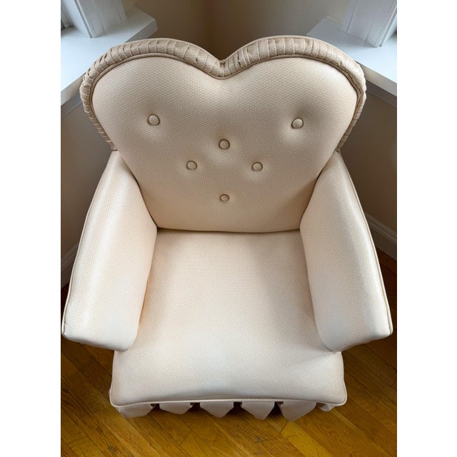 1950s 1950s Heart-Shaped Sweetheart Boudoir Chair, Attributed to LoveShackFancy For Sale - Image 5 of 14
