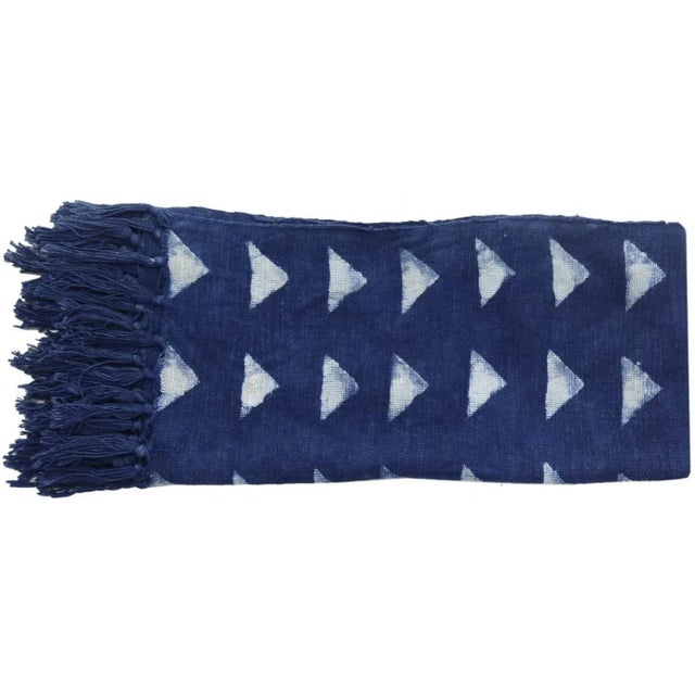 Contemporary Contemporary Cotton Handwoven Block Printed Throw Blanket For Sale - Image 3 of 6