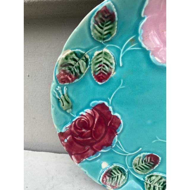 Majolica roses plate signed Saint Amand, circa 1890. Very rare aqua background. Large size 8.8 inches.