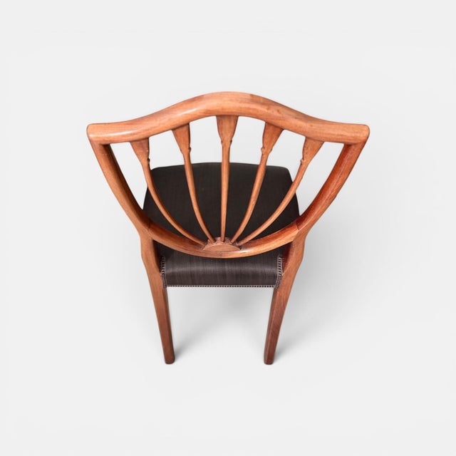 Mid-Century Modern Hepplewhite Shield Chair For Sale - Image 5 of 8