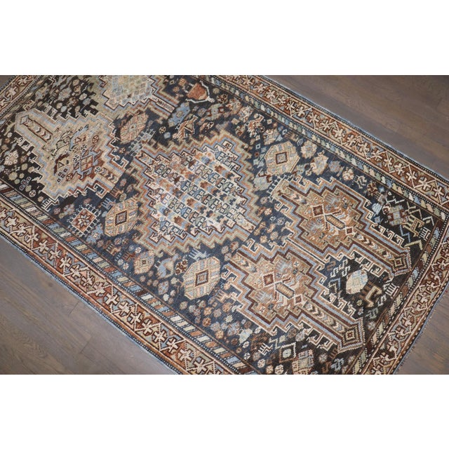 Early 20th Century Shiraz Geometric Tribal Small Rug - 3'3" x 5'6" For Sale In New York - Image 6 of 7