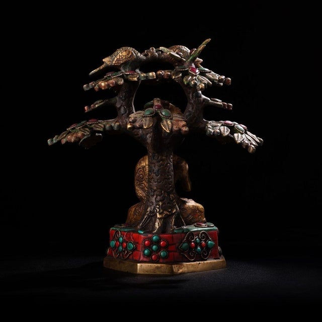 Asian Tibetan Gilt Bronze Seated Buddha With Turquoise Inlay & Bodhi Tree - 7.8 LBS For Sale - Image 3 of 9