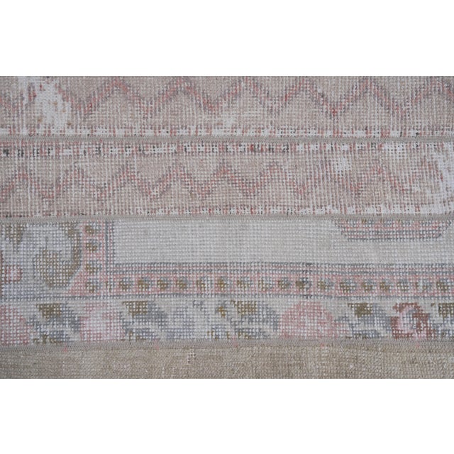1960 Vintage Anatolian Patchwork Area Rug - Muted Neutral & Pastel Pink For Sale In San Francisco - Image 6 of 11