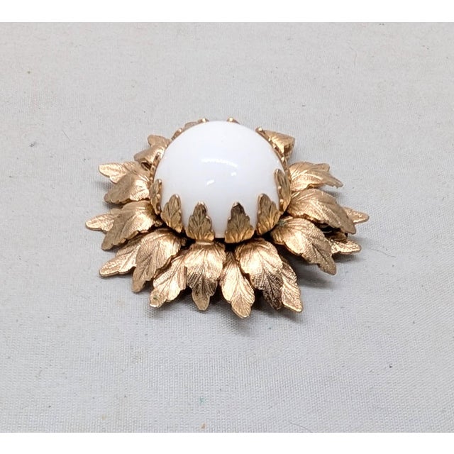 Mid-Century Modern Vintage 1960s Signed Napier Goldtone White Rhinestone Cabochon Flower Brooch For Sale - Image 3 of 6