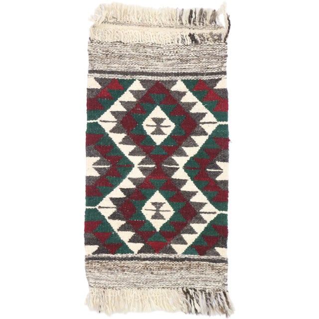 Vintage Persian Shiraz Kilim Rug - 01'07 X 02'11 For Sale - Image 9 of 9