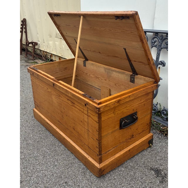 English Pine Trunk or Blanket Chest For Sale - Image 16 of 18