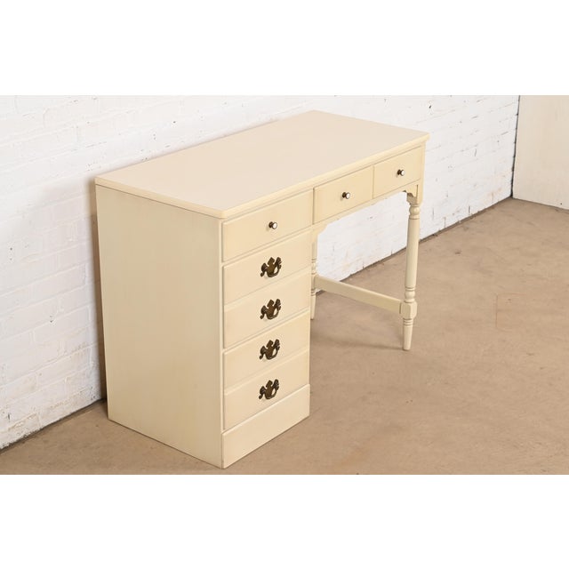Ethan Allen Ethan Allen American Carved Cream Lacquered Solid Maple Writing Desk, Circa 1970s For Sale - Image 4 of 12