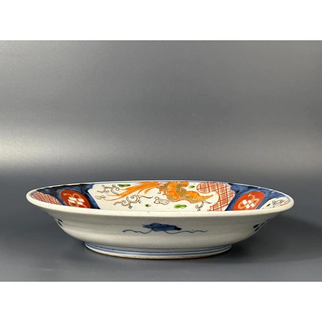 Japanese Hand-Painted Imari Plate, 19th Century For Sale - Image 3 of 9