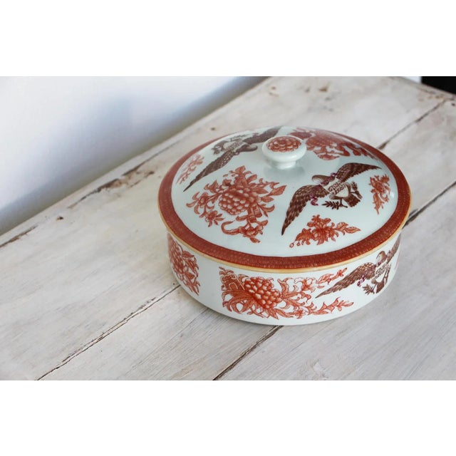 Ceramic Chinese Export American Armorial Porcelain Tureen For Sale - Image 7 of 13