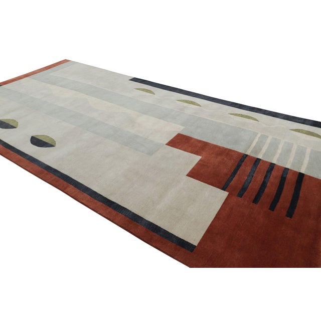 Rug & Kilim Rug & Kilim’s French Art Deco Style Gallery Rug With Gray Geometric Patterns For Sale - Image 4 of 8
