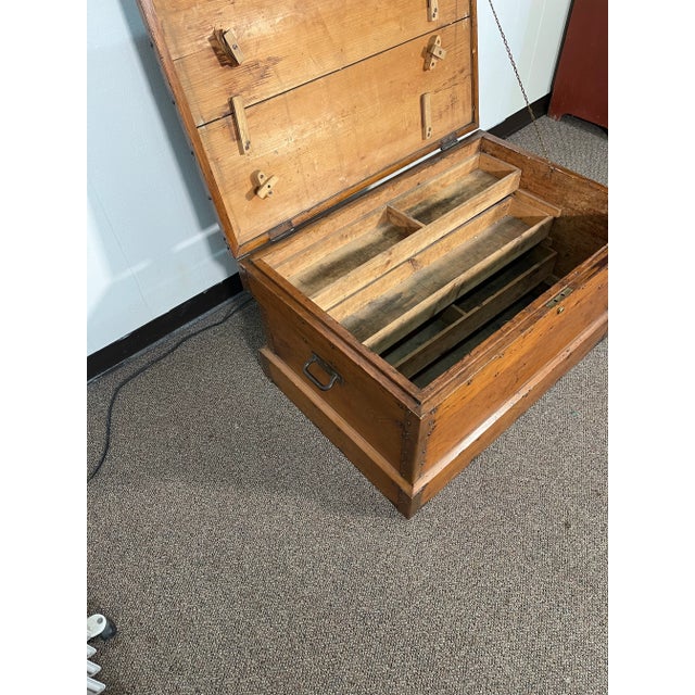 Chocolate Early 20th Century Antique Hand Crafted Lift Top Carpenters Storage Chest For Sale - Image 8 of 13