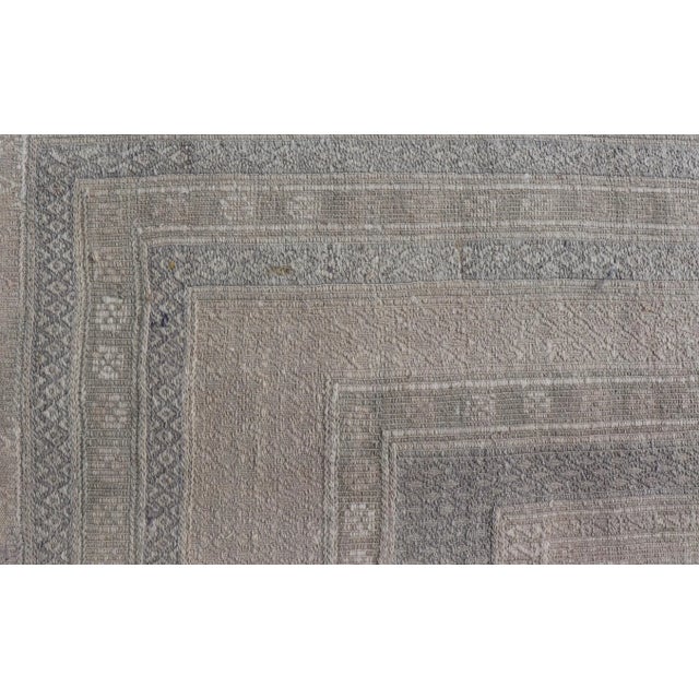Mid 20th Century Vintage Turkish Embroidered Kilim With Geometric Box Design in Earthy Tones For Sale - Image 9 of 12