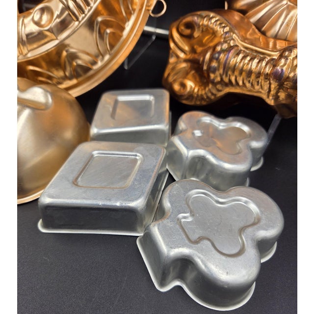 Vintage Large Copper and Miniature Aluminum Mold/Wall Deco Collection Set of 17 For Sale - Image 10 of 18