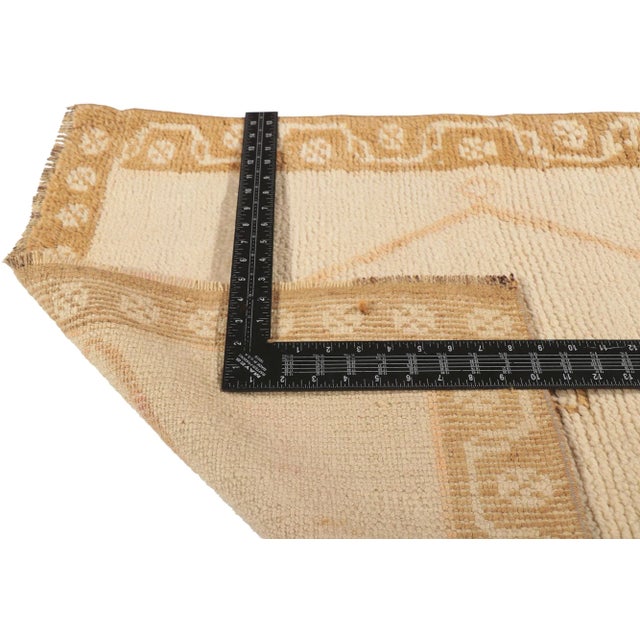 Late 20th Century Late 20th Century Vintage Turkish Oushak Rug - 02'07 X 06'10 For Sale - Image 5 of 9