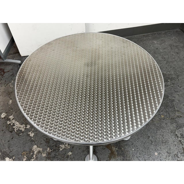 Metal Jorge Pensi for Amat-3/Knoll International Aluminum Table For Sale - Image 7 of 12