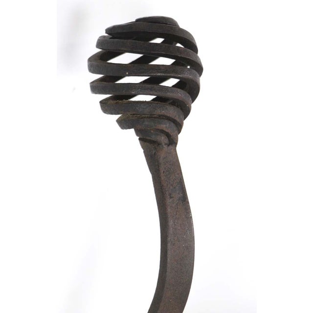 Traditional Mid 20th Century European 3-Curled Wrought Iron Hooks Wood Mount Wall Rack For Sale - Image 3 of 10